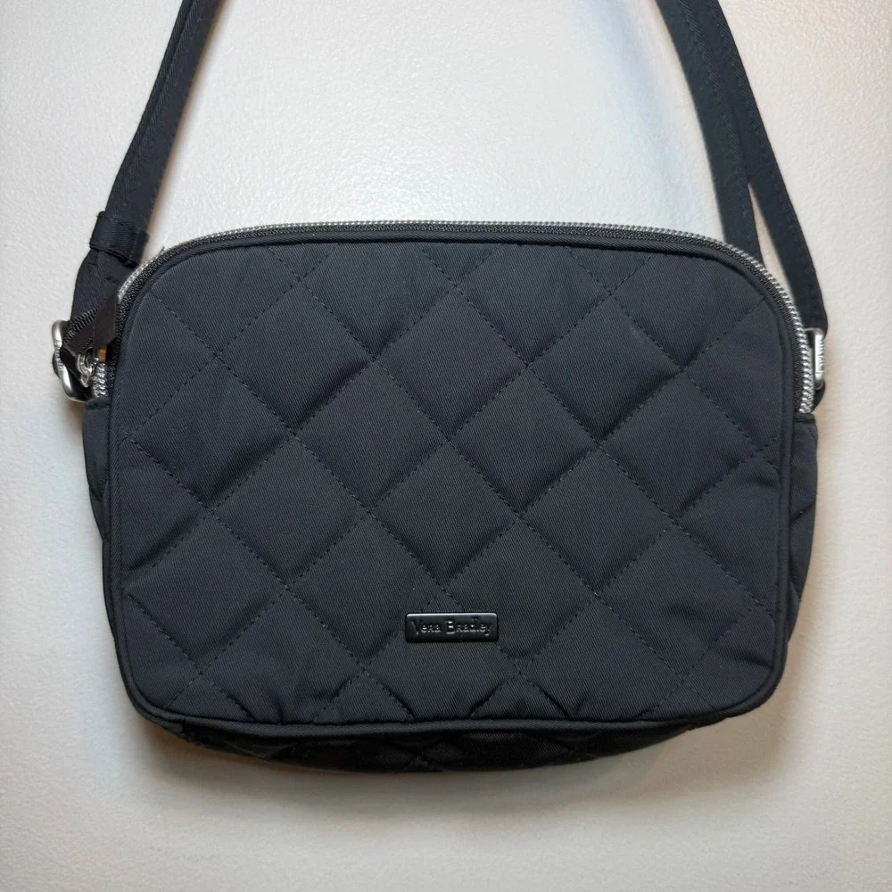 Vera Bradley Evie Crossbody Bag Black Quilted Performance Twill NWT - Picture 2 of 9